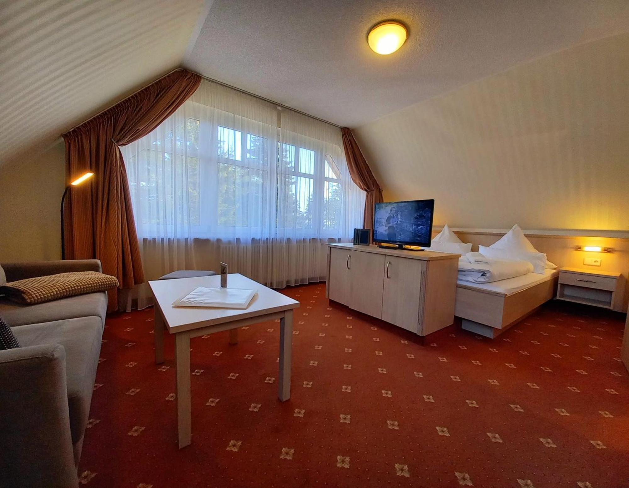 Aparthotel Am See Plau am See Exterior photo