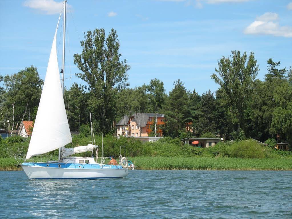 Aparthotel Am See Plau am See Exterior photo